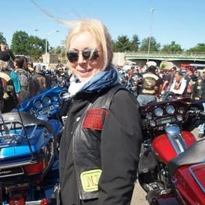 Meet your Posher, Jane